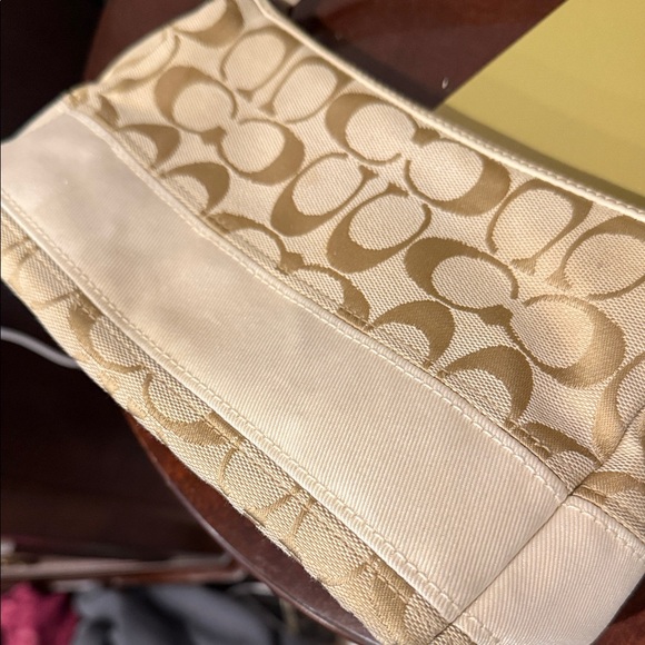 Coach Beige and Cream Signature Shoulder Bag small Demi pouch clutch y2k - Picture 5 of 9